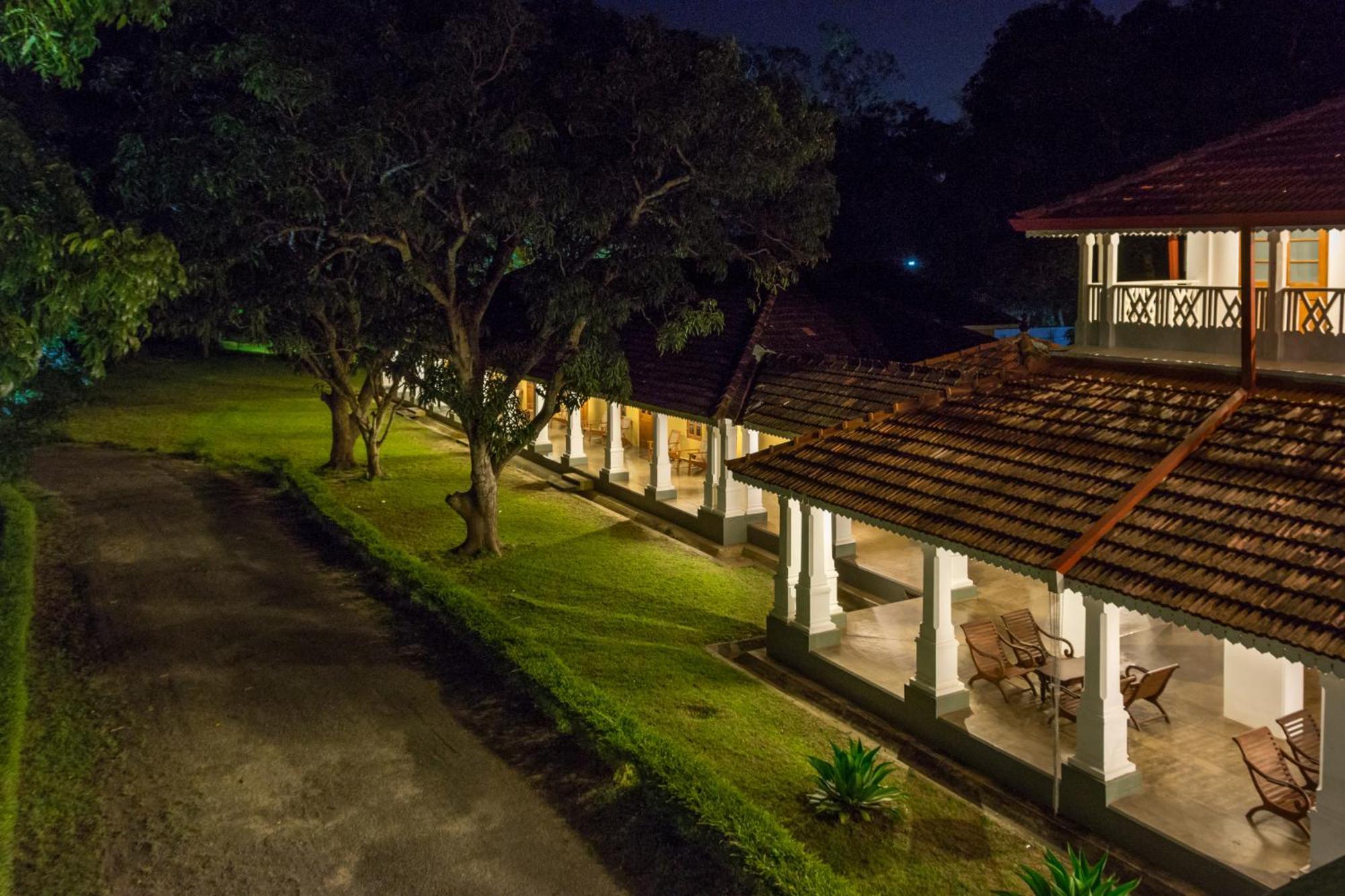 The Sanctuary At Tissawewa Hotel Anuradhapura Kültér fotó